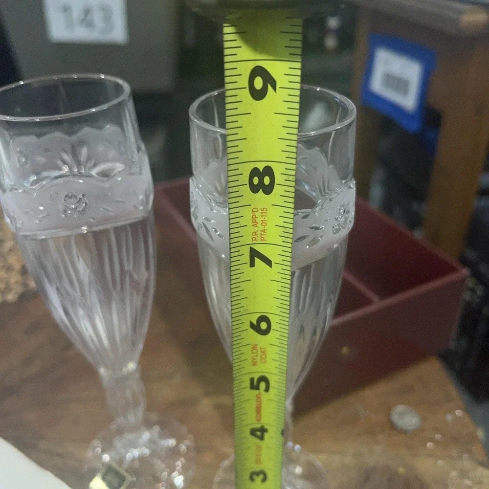 Oneida Crystal Southern Garden Toasting Flutes Pair‎ Frosted Rose Barware Bridal